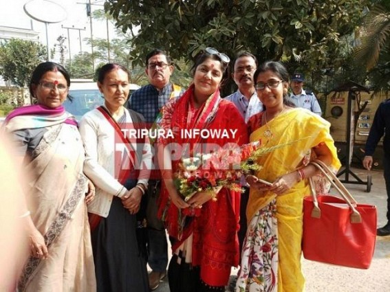 Locket Chatterjee arrives in Tripura to campaign for BJP